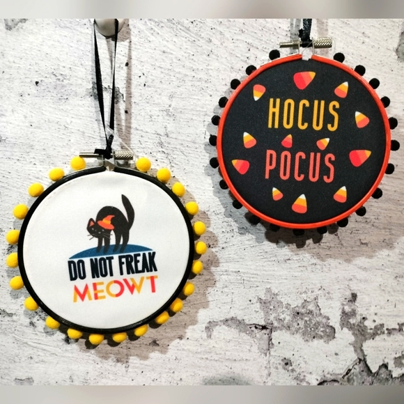 Misc Halloween signs - Picture 3 of 3